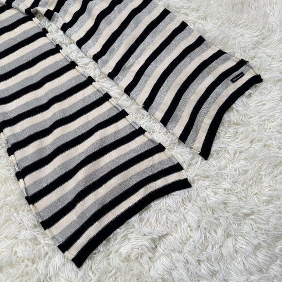 D&G Black and White Striped Scarf - Picture 9 of 9